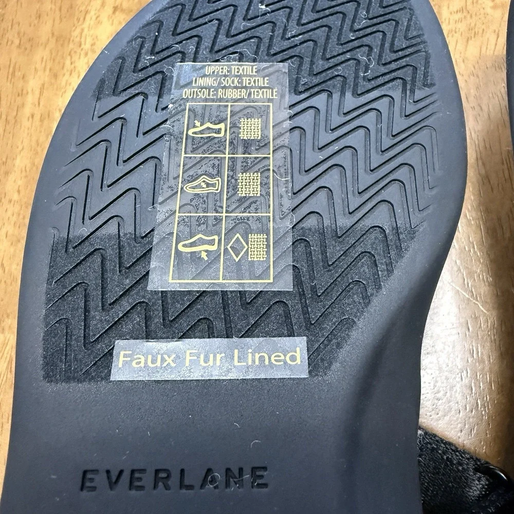 NIB Everlane Teddy sport sandal women's 7 faux fur lined black strappy cozy warm